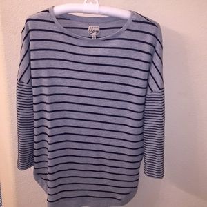 Top  striped navy blue and gray looks new